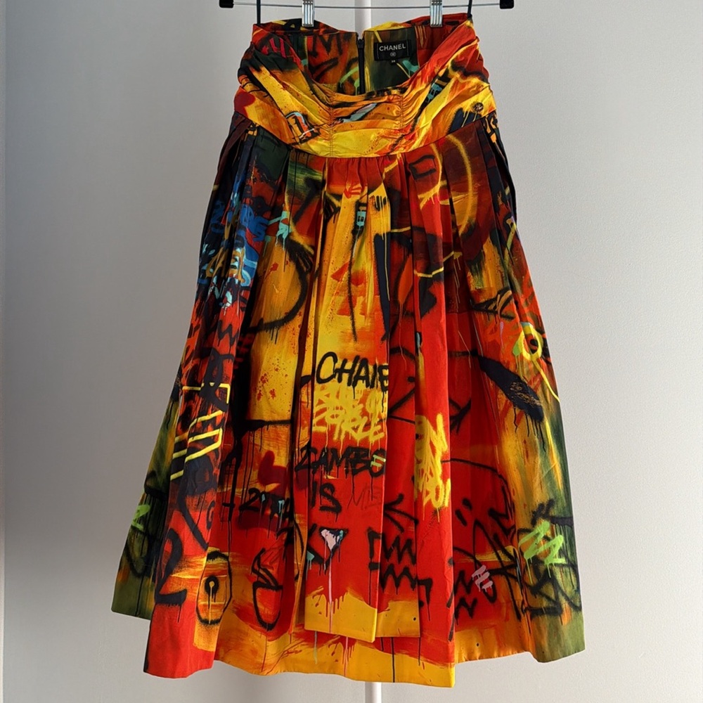 Chanel skirt from the 2019 collection, never worn.
